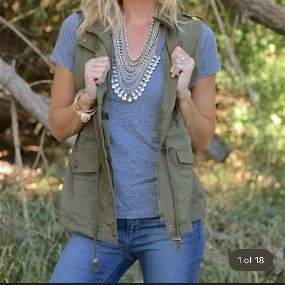Chic Faux-Fur Lined Utility Vest